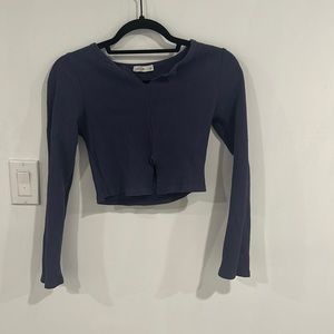 Cropped long sleeve top